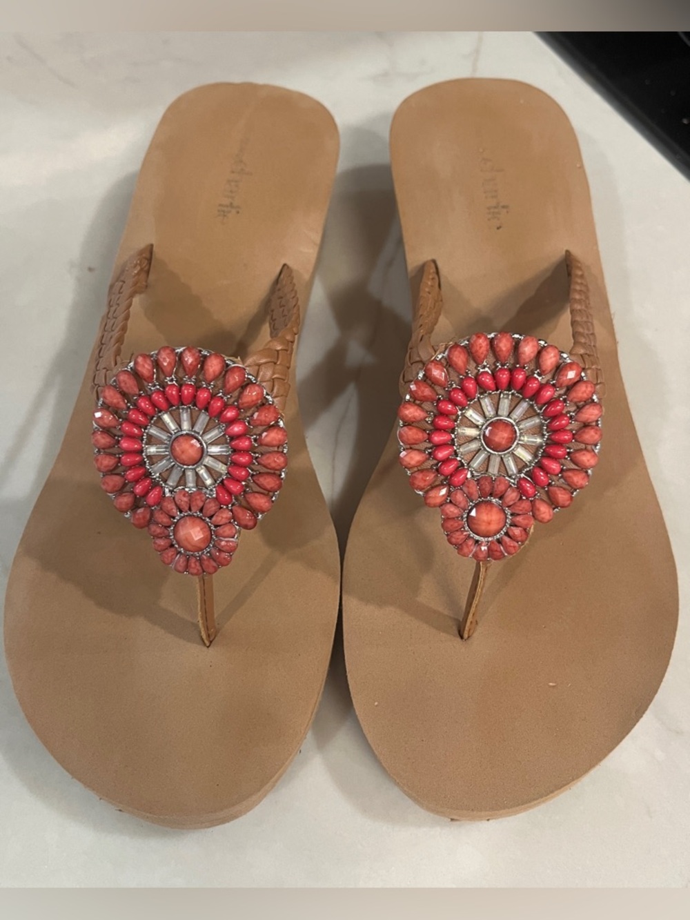 Charming Charlie Women's Tan
Leather Beaded Thong Wedge Slip-On Sandals 10